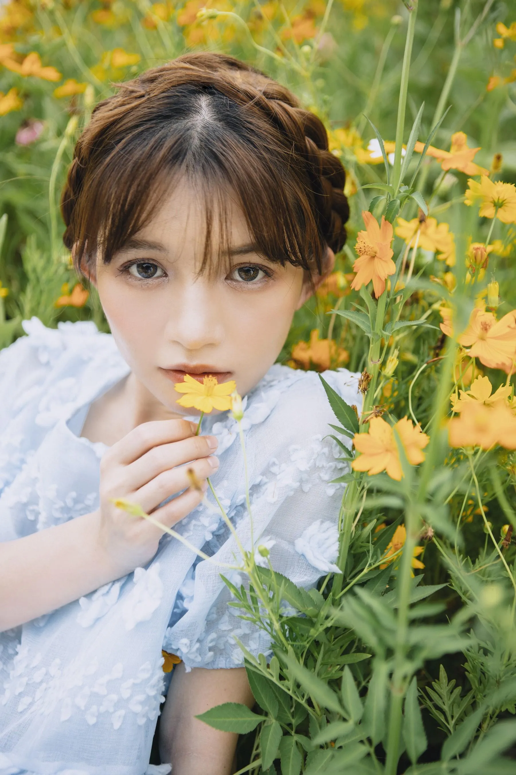 [YITUYU艺图语]2021.08.20 花都开好了 于斯 [28P]插图1